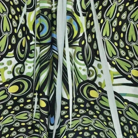 One World‎ Tunic - Picture 4 of 5